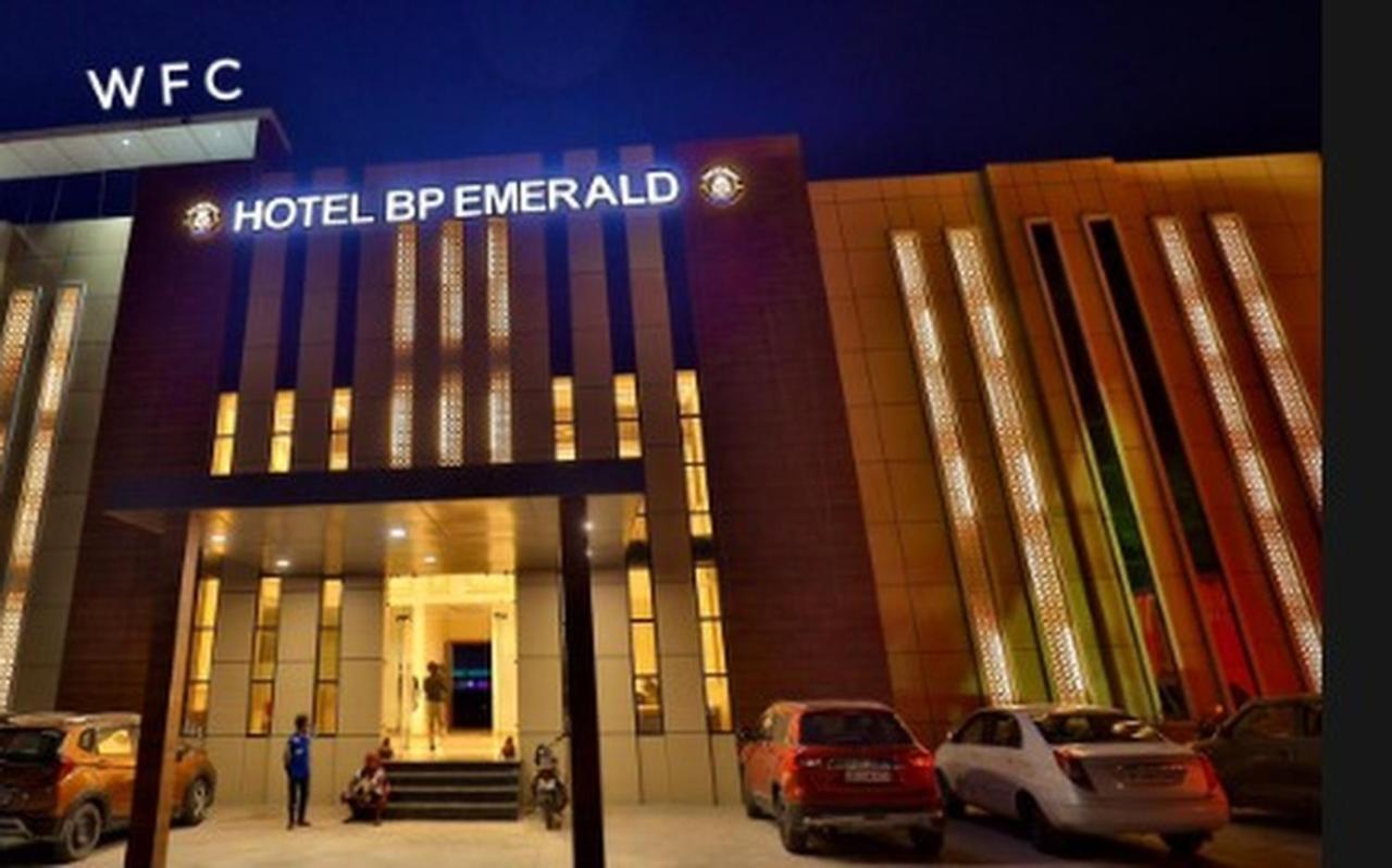 Hotel B P Emerald 마투라 외부 사진