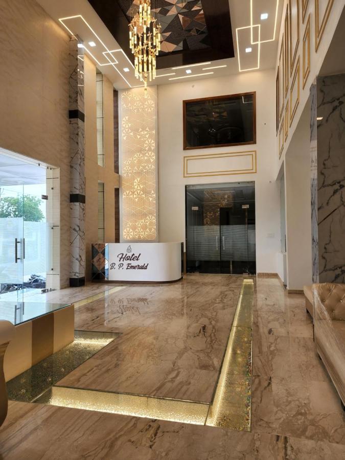 Hotel B P Emerald 마투라 외부 사진